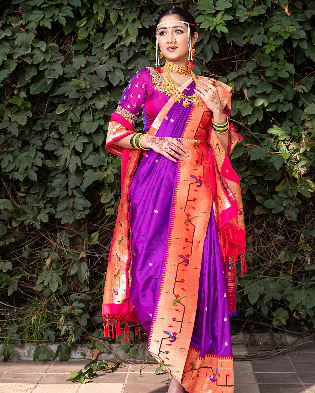 The Story of Aurangabad's Paithani Sarees: Crafting Excellence