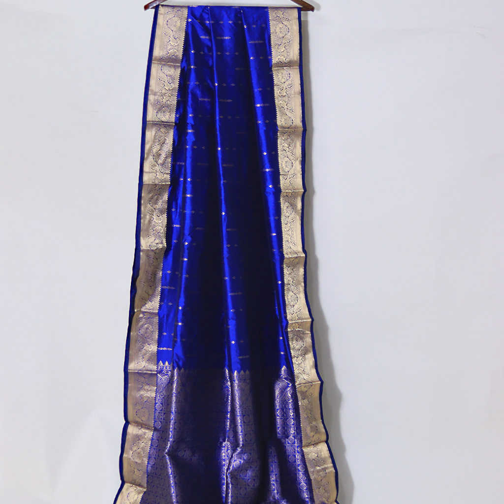 Blue Kanjivaram Saree for Weddings and Receptions: A Modern Royal Statement