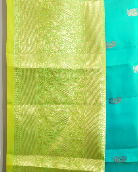 Turquoise Blue Gadwal Pure Silk Saree with Contrasting Border