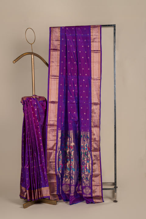 Pure Silk Gandharv Nauvari 9 Yard Saree with Tilgul Butta Border