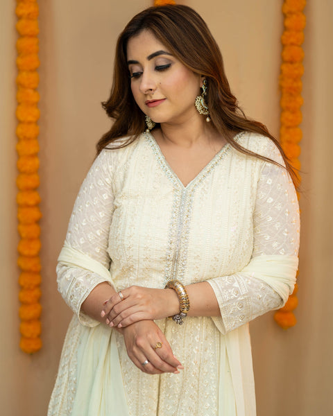Off White Lucknowi Georgette Suit