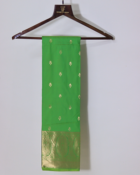 Parot Green Semi-Silk Kanjivaram Saree with Leaf Motifs
